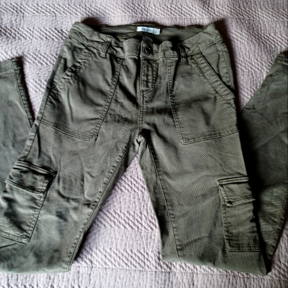 Ricki's | your new favorite cargo pant!